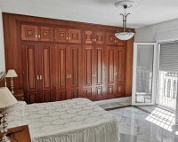 Resale - Villa - Estepona - Estepona Centro
