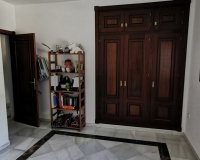 Resale - Villa - Estepona - Estepona Centro