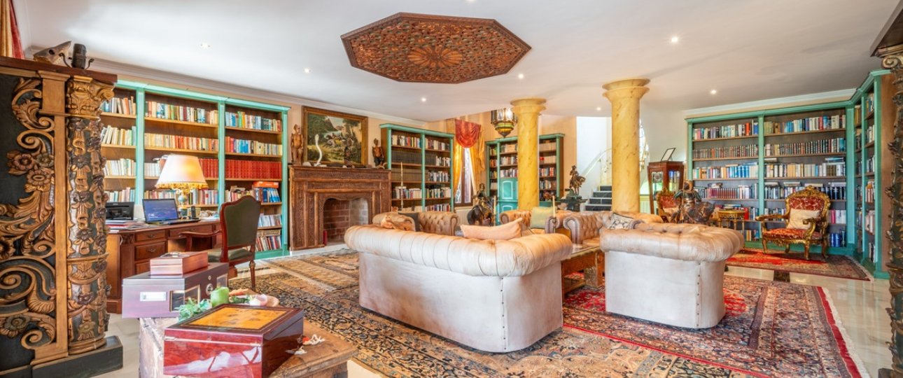 Resale - Villa - Estepona - Estepona Centro