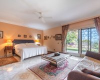 Resale - Villa - Estepona - Estepona Centro