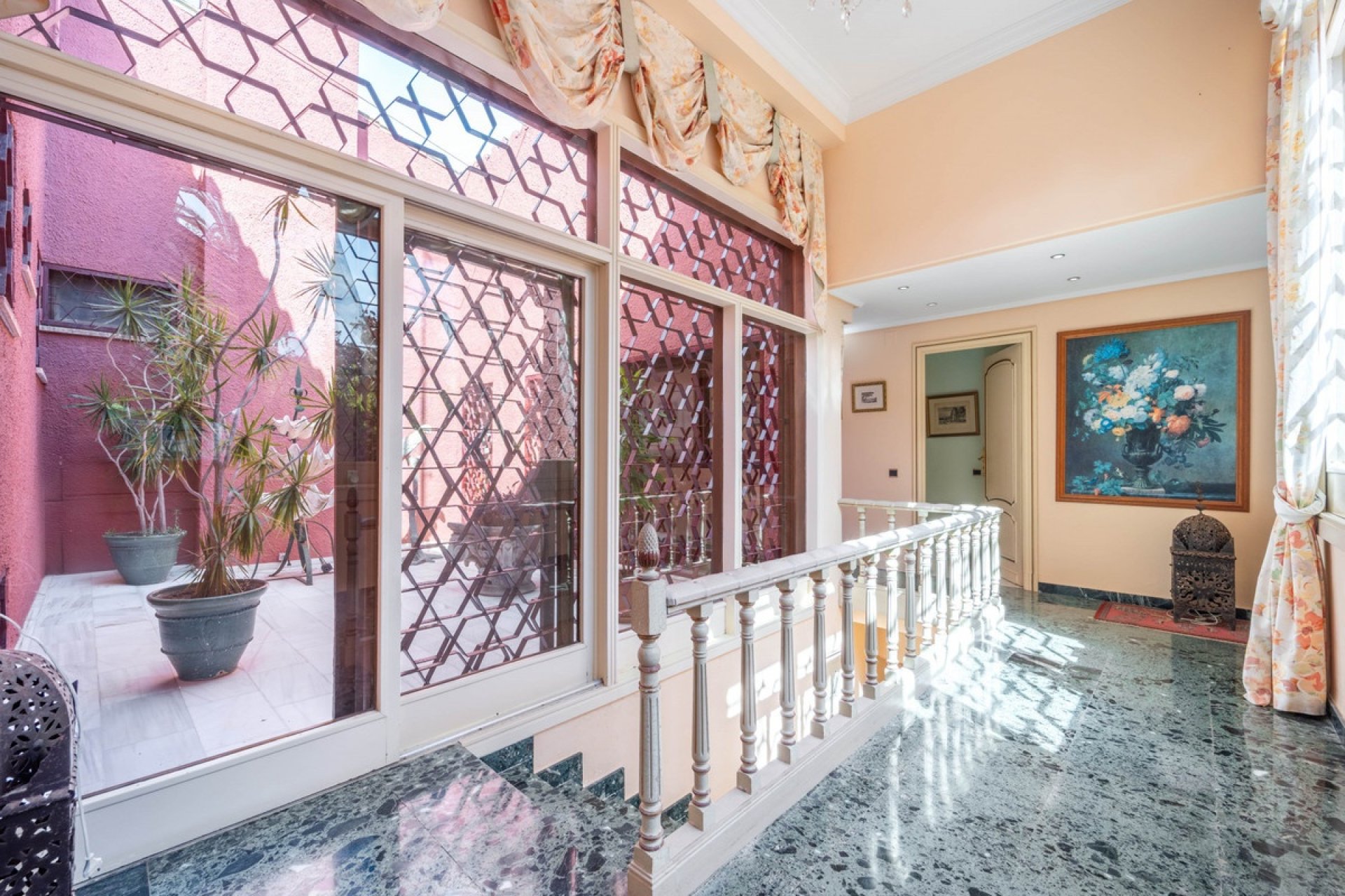 Resale - Villa - Estepona - Estepona Centro