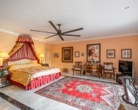 Resale - Villa - Estepona - Estepona Centro