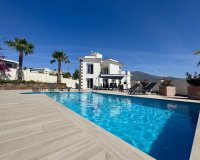 Resale - Villa - Estepona - Estepona Centro