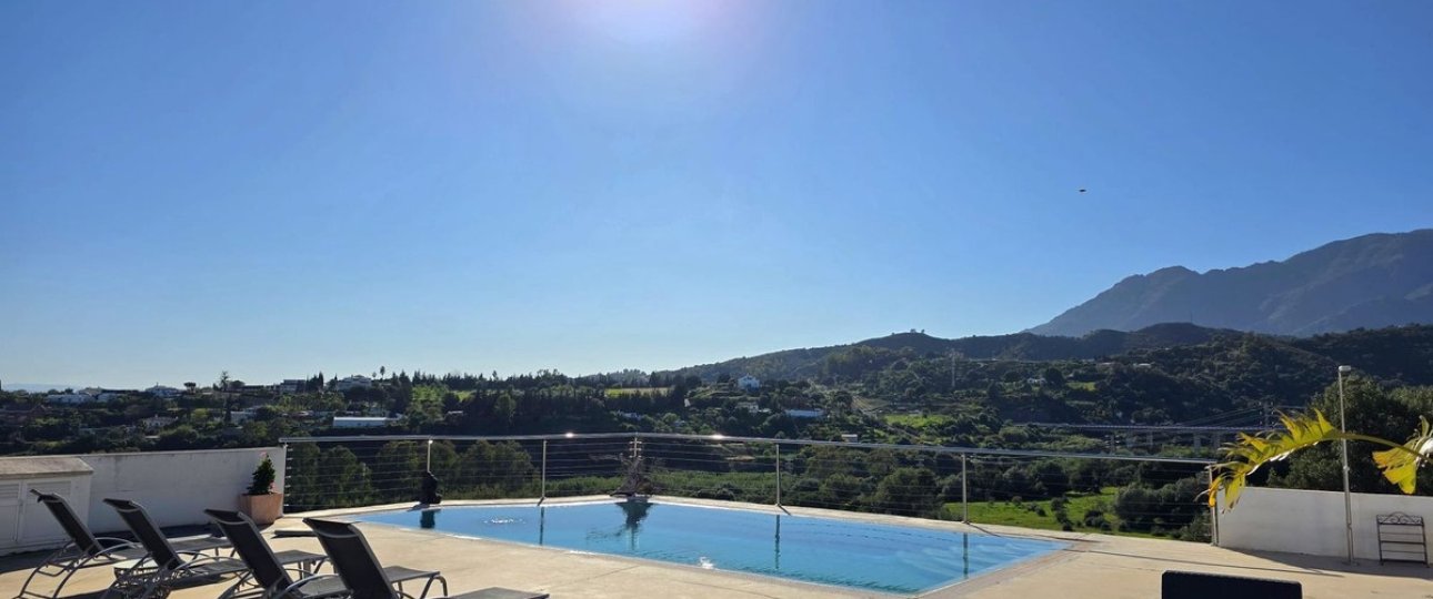 Resale - Villa - Estepona - Estepona Centro