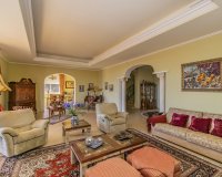 Resale - Villa - Estepona - Estepona Centro