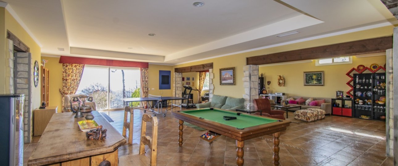 Resale - Villa - Estepona - Estepona Centro