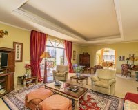 Resale - Villa - Estepona - Estepona Centro
