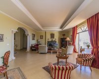 Resale - Villa - Estepona - Estepona Centro