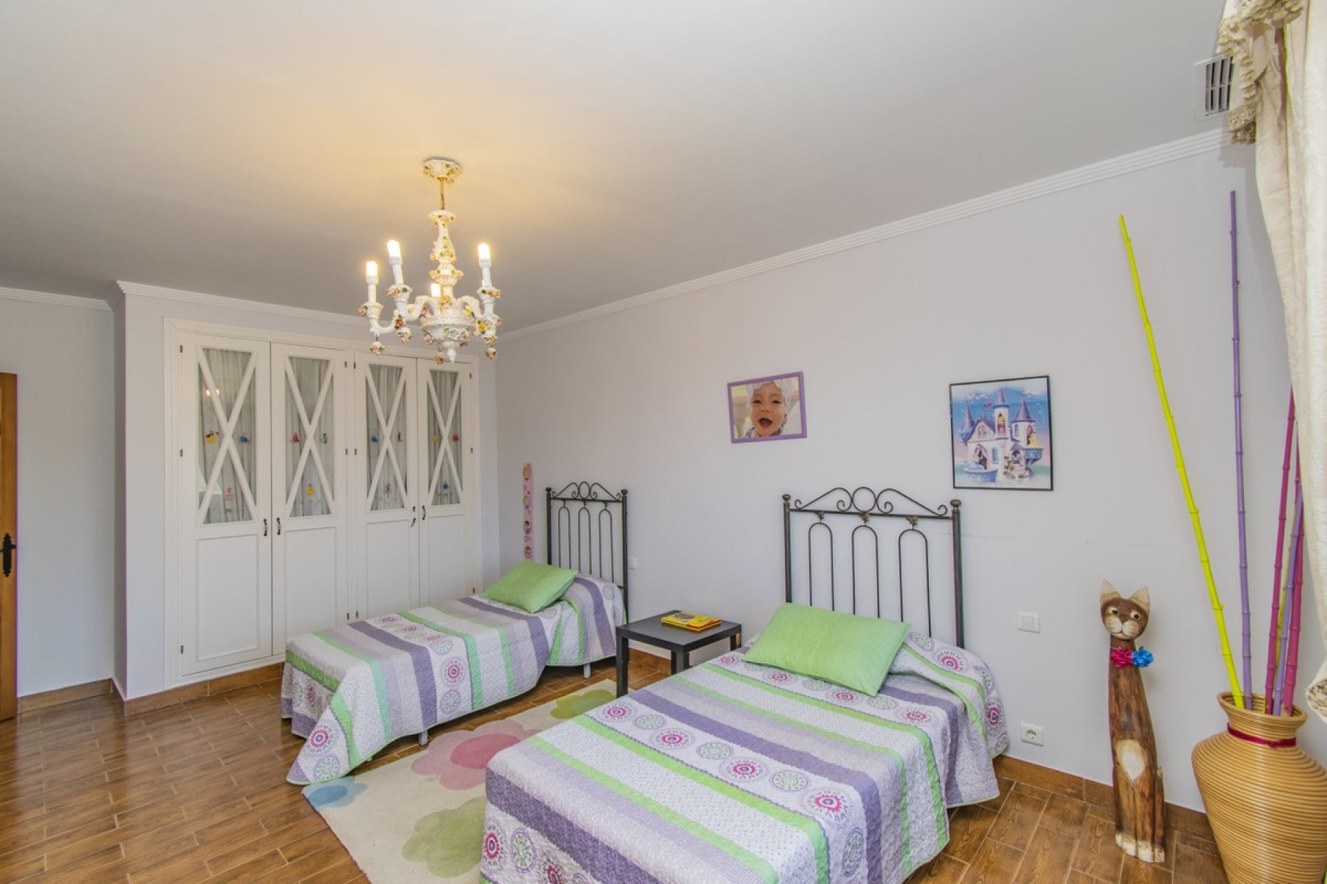 Resale - Villa - Estepona - Estepona Centro