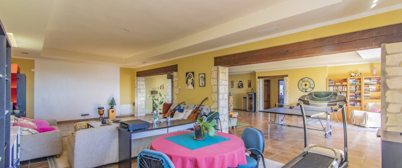 Resale - Villa - Estepona - Estepona Centro