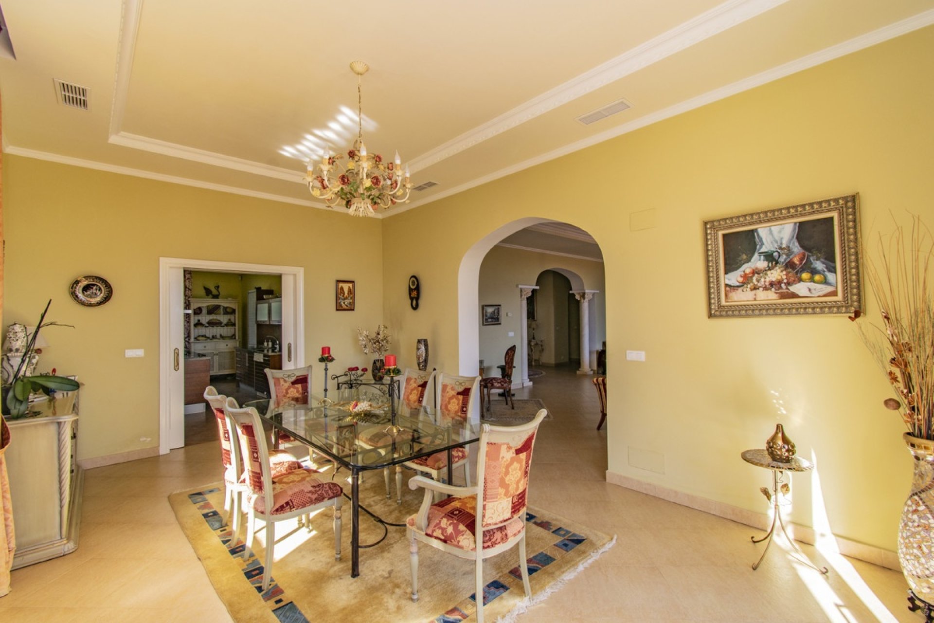Resale - Villa - Estepona - Estepona Centro