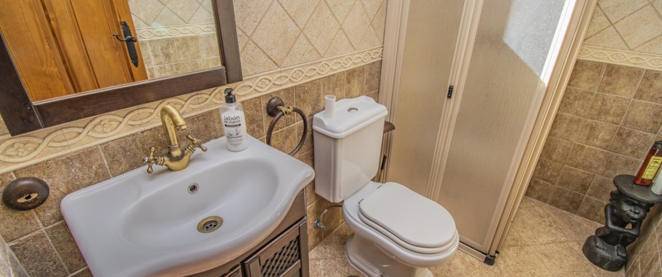Resale - Villa - Estepona - Estepona Centro