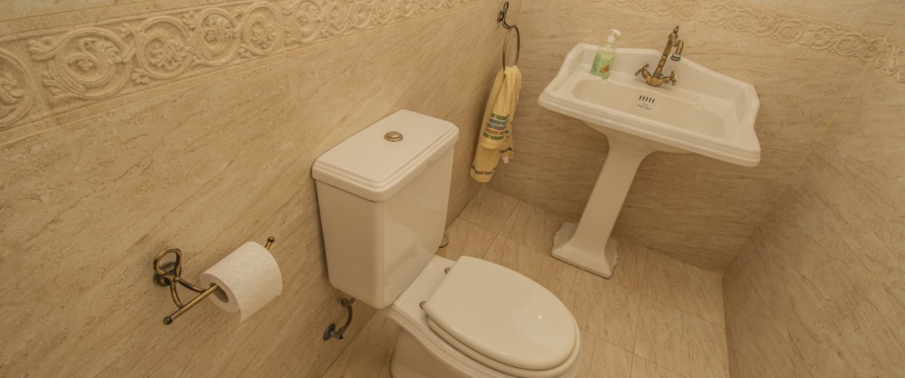 Resale - Villa - Estepona - Estepona Centro