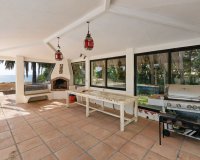 Resale - Villa - Estepona - Estepona Centro
