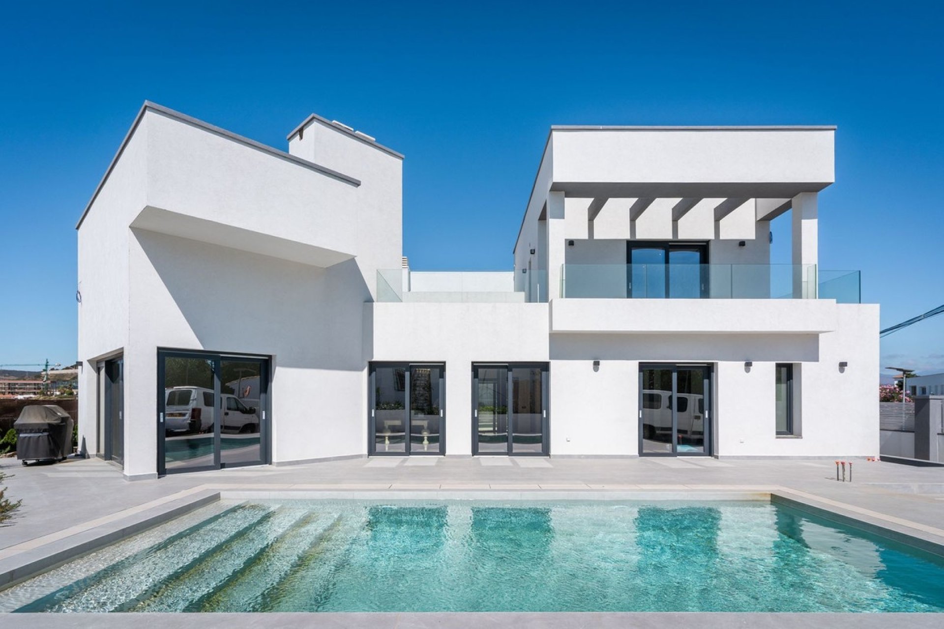 Resale - Villa - Estepona - Estepona Centro