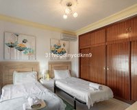 Resale - Villa - Estepona - Estepona Centro