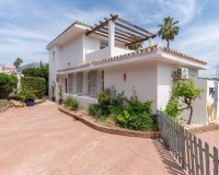 Resale - Villa - Estepona - Estepona Centro