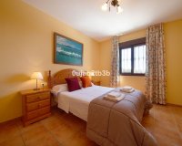 Resale - Villa - Estepona - Estepona Centro