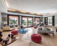 Resale - Villa - Estepona - Estepona Centro
