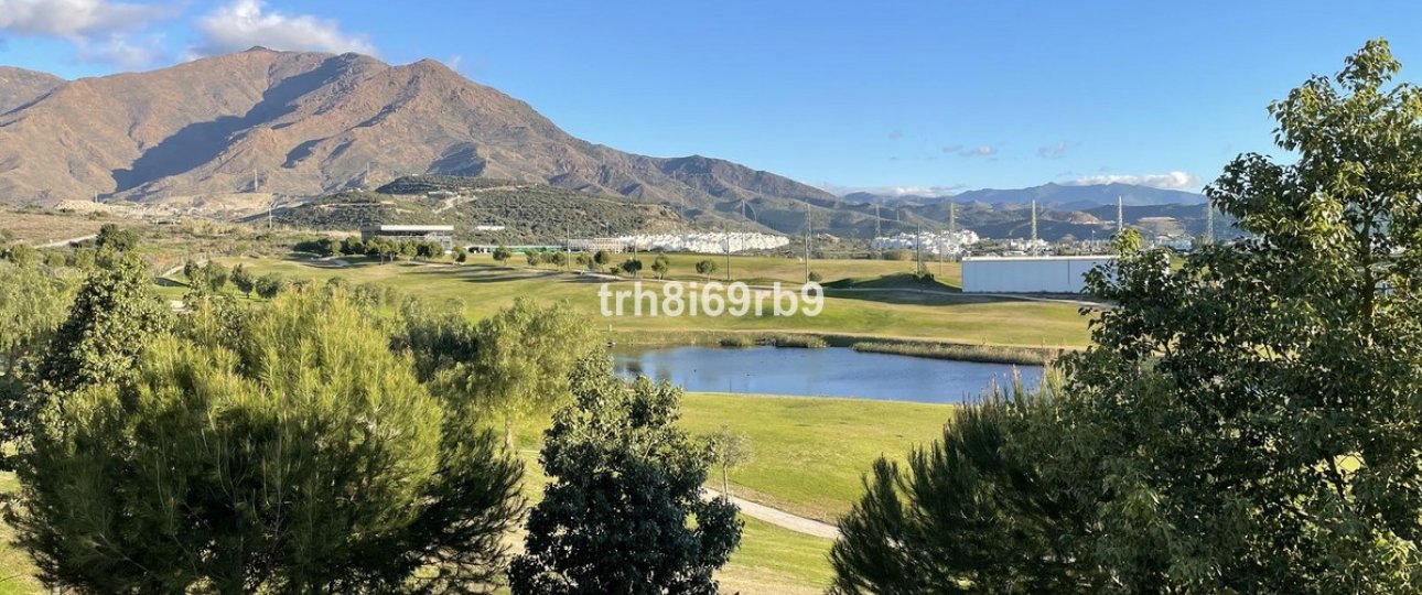 Resale - Villa - Estepona - Estepona Centro