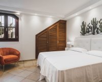 Resale - Villa - Estepona - Estepona Centro