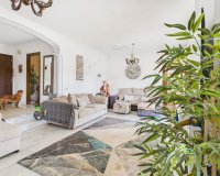 Resale - Villa - Estepona - Estepona Centro