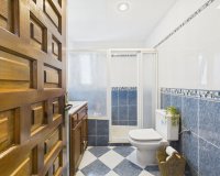 Resale - Villa - Estepona - Estepona Centro