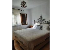 Resale - Villa - Estepona - Estepona Centro