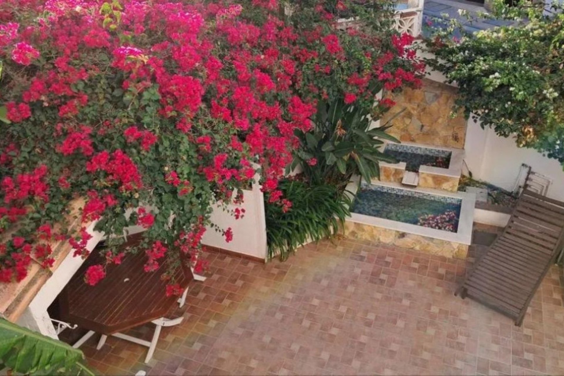 Resale - Villa - Estepona - Estepona Centro