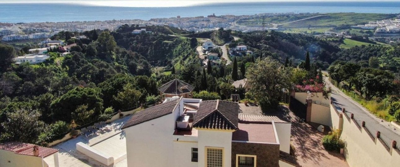 Resale - Villa - Estepona - Estepona Centro
