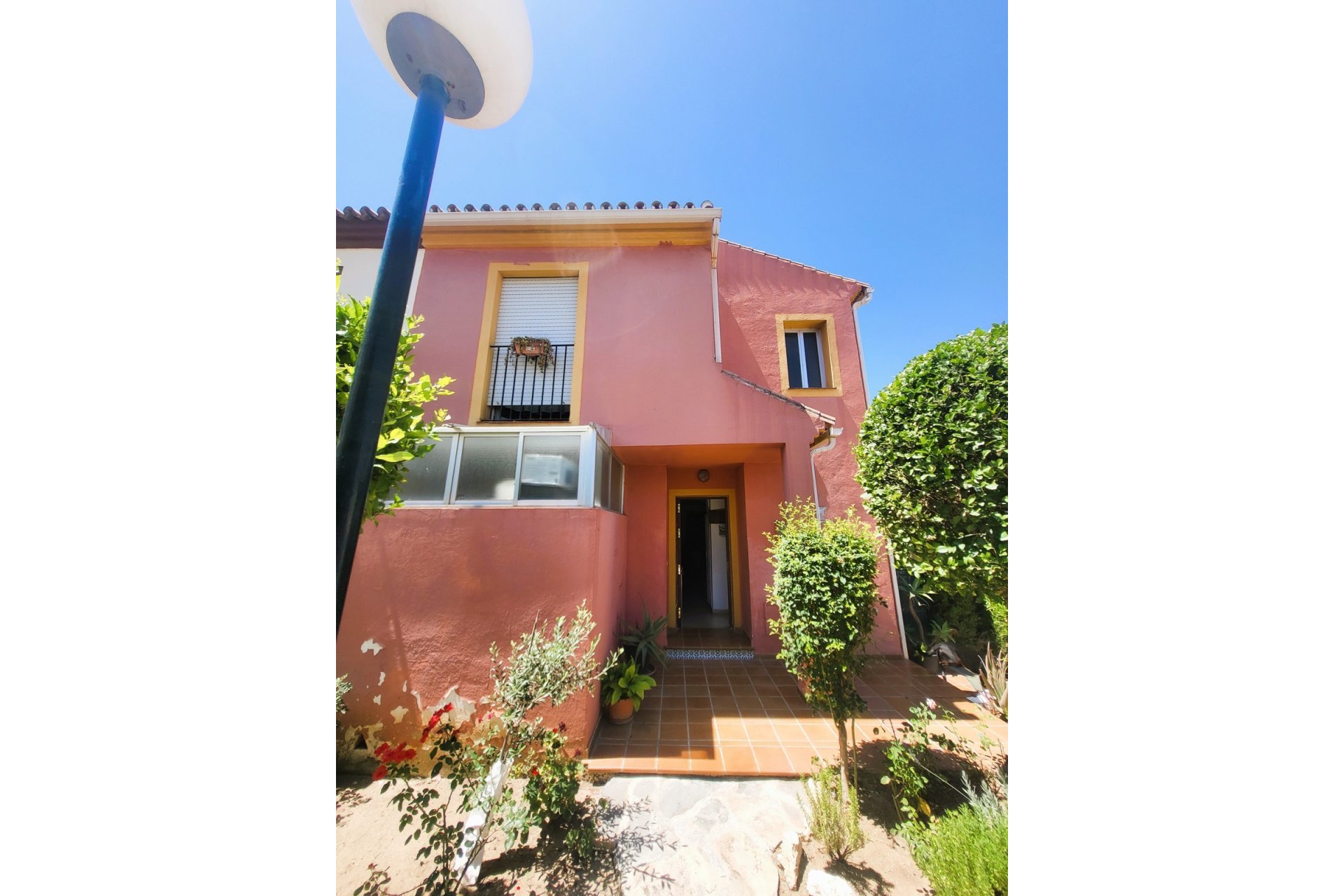 Resale - Villa - Estepona - Estepona Centro
