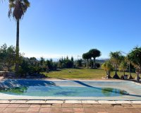 Resale - Villa - Estepona - Estepona Centro