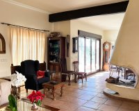 Resale - Villa - Estepona - Estepona Centro