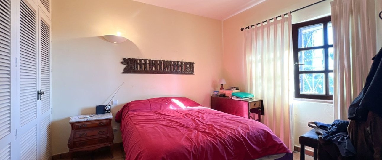 Resale - Villa - Estepona - Estepona Centro