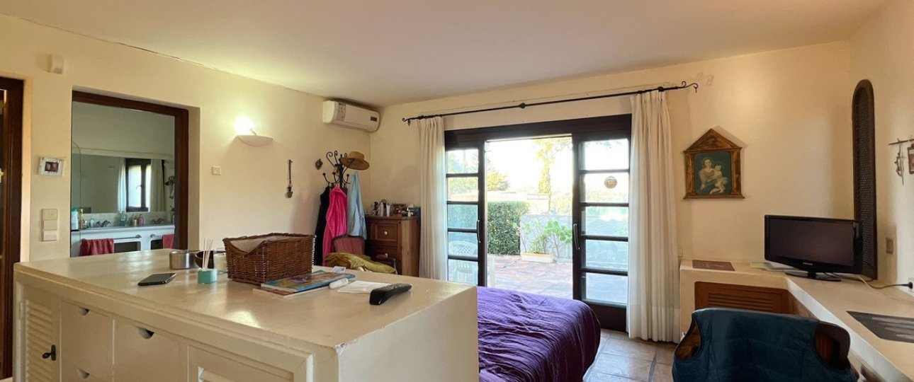 Resale - Villa - Estepona - Estepona Centro