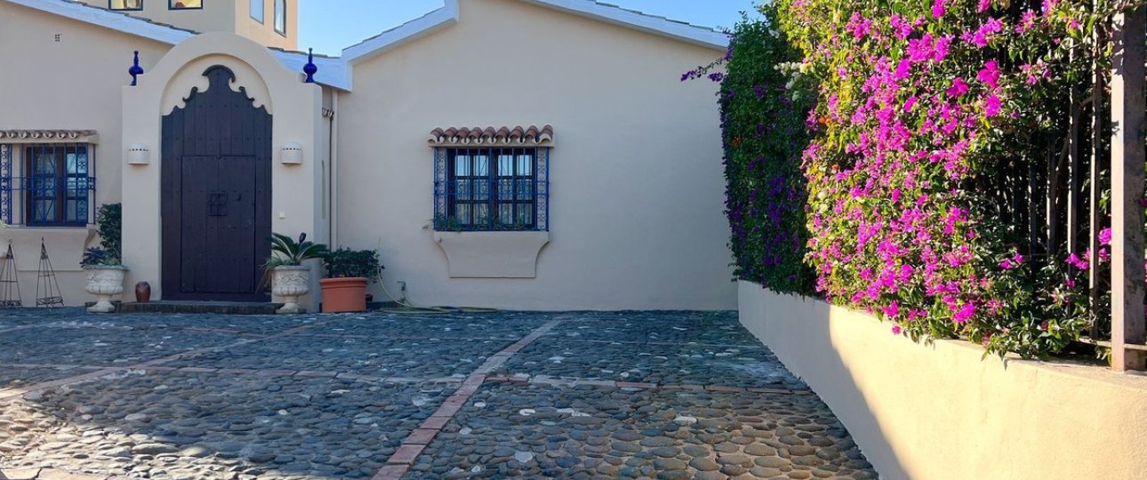 Resale - Villa - Estepona - Estepona Centro