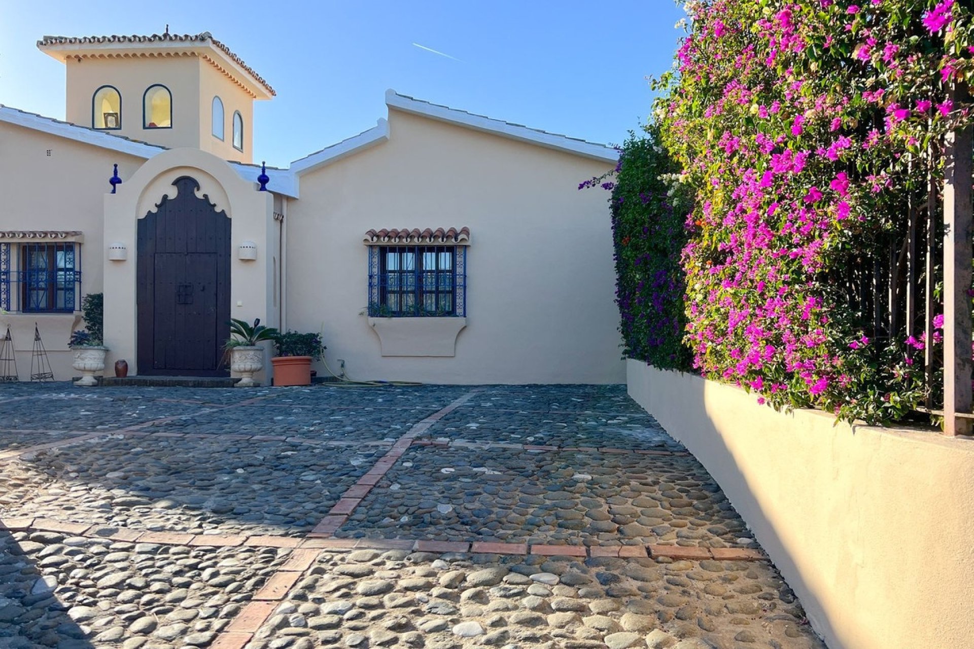 Resale - Villa - Estepona - Estepona Centro