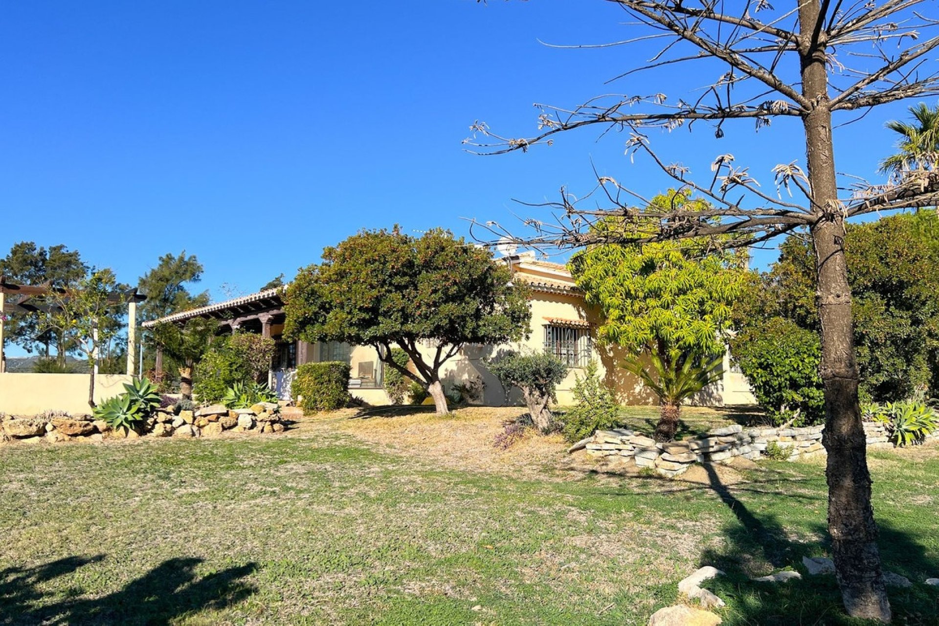 Resale - Villa - Estepona - Estepona Centro