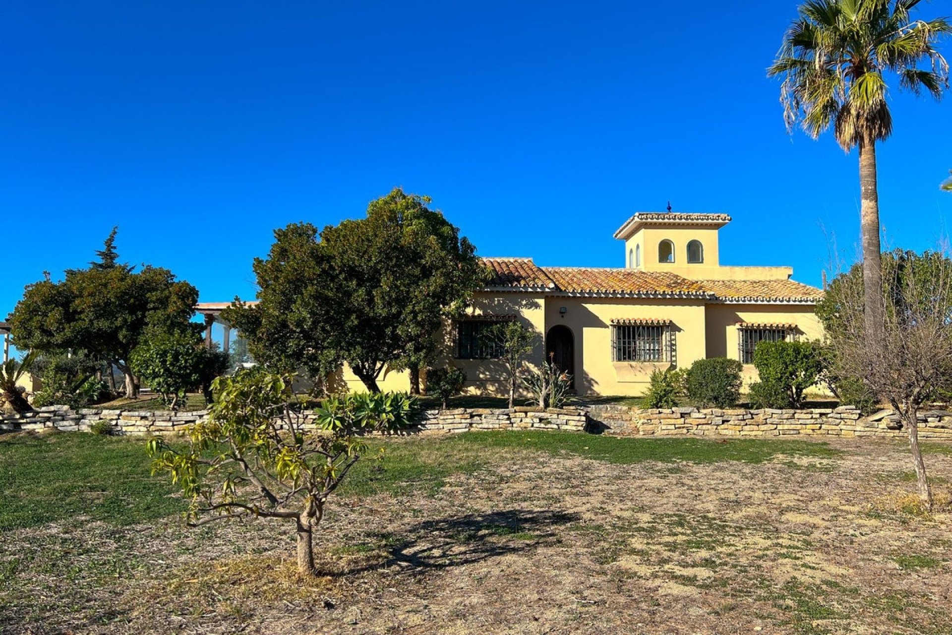 Resale - Villa - Estepona - Estepona Centro