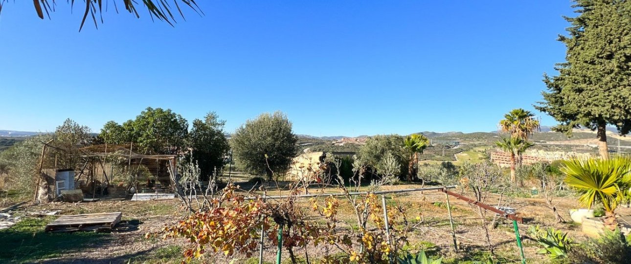 Resale - Villa - Estepona - Estepona Centro