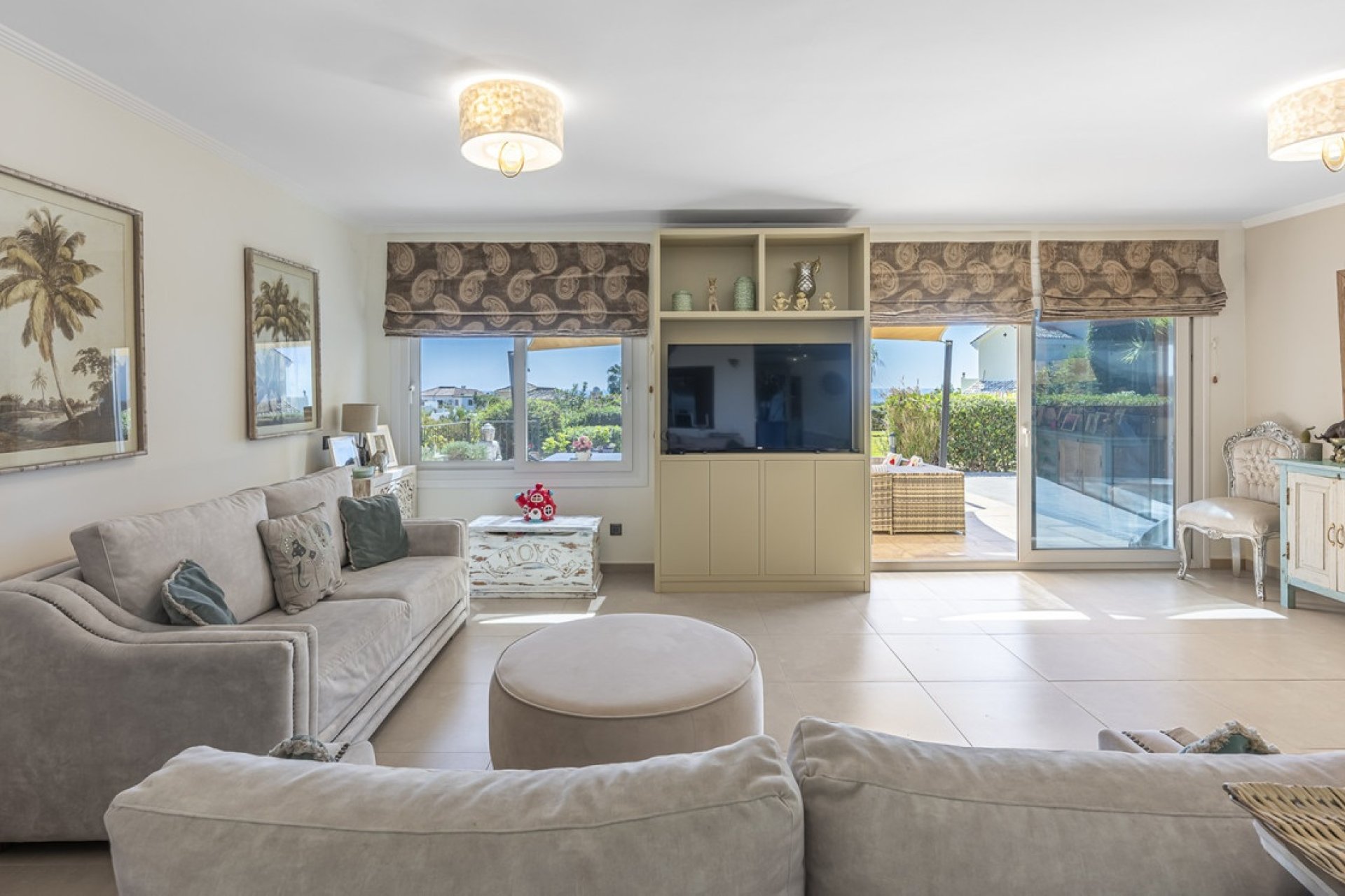 Resale - Villa - Estepona - Estepona Centro
