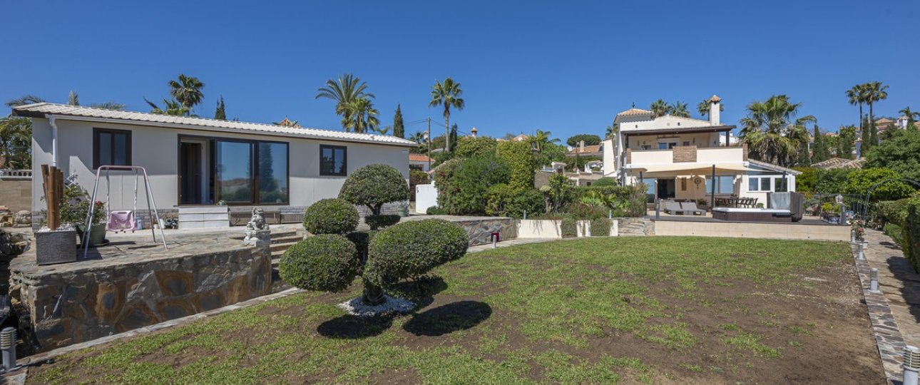 Resale - Villa - Estepona - Estepona Centro