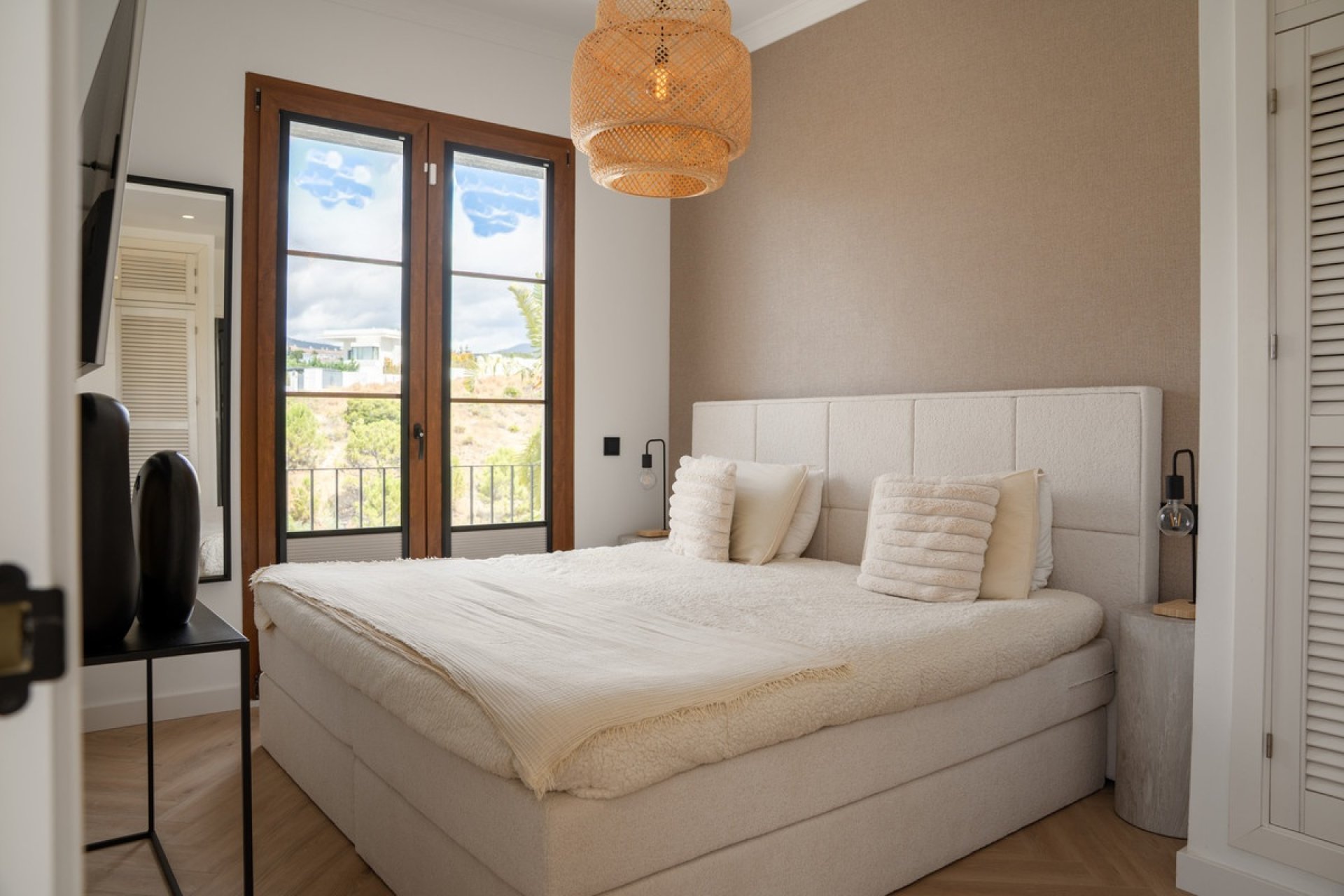 Resale - Villa - Estepona - Estepona Centro
