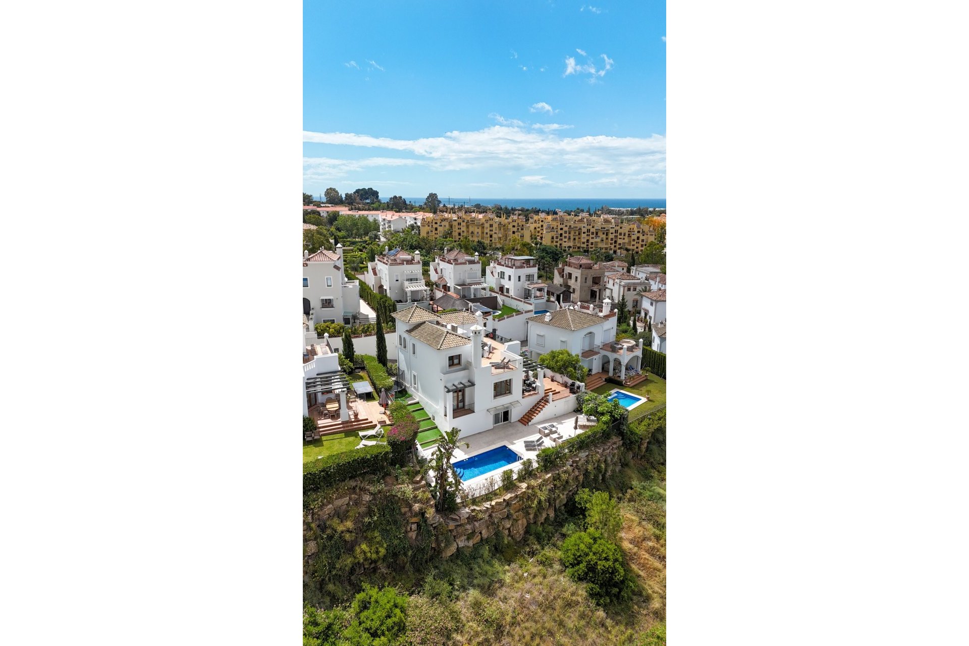 Resale - Villa - Estepona - Estepona Centro