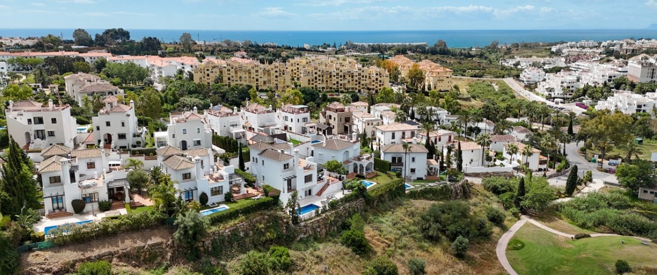 Resale - Villa - Estepona - Estepona Centro