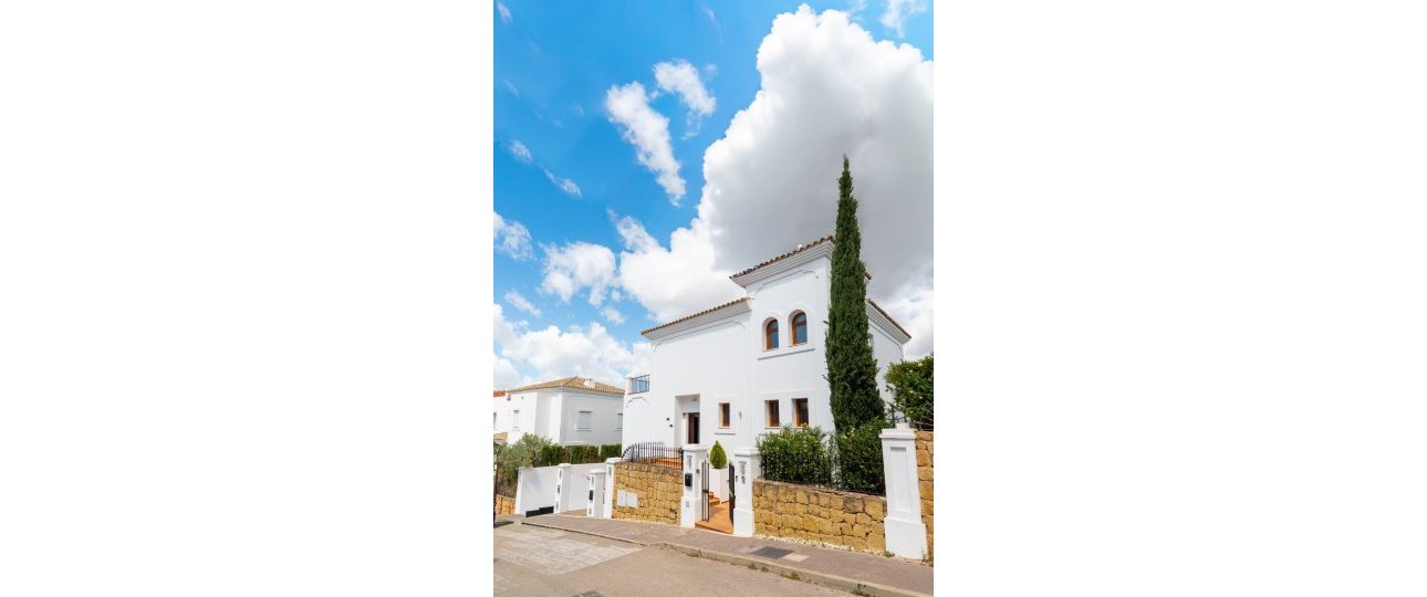 Resale - Villa - Estepona - Estepona Centro