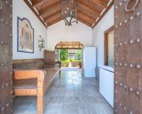 Resale - Villa - Estepona - Estepona Centro