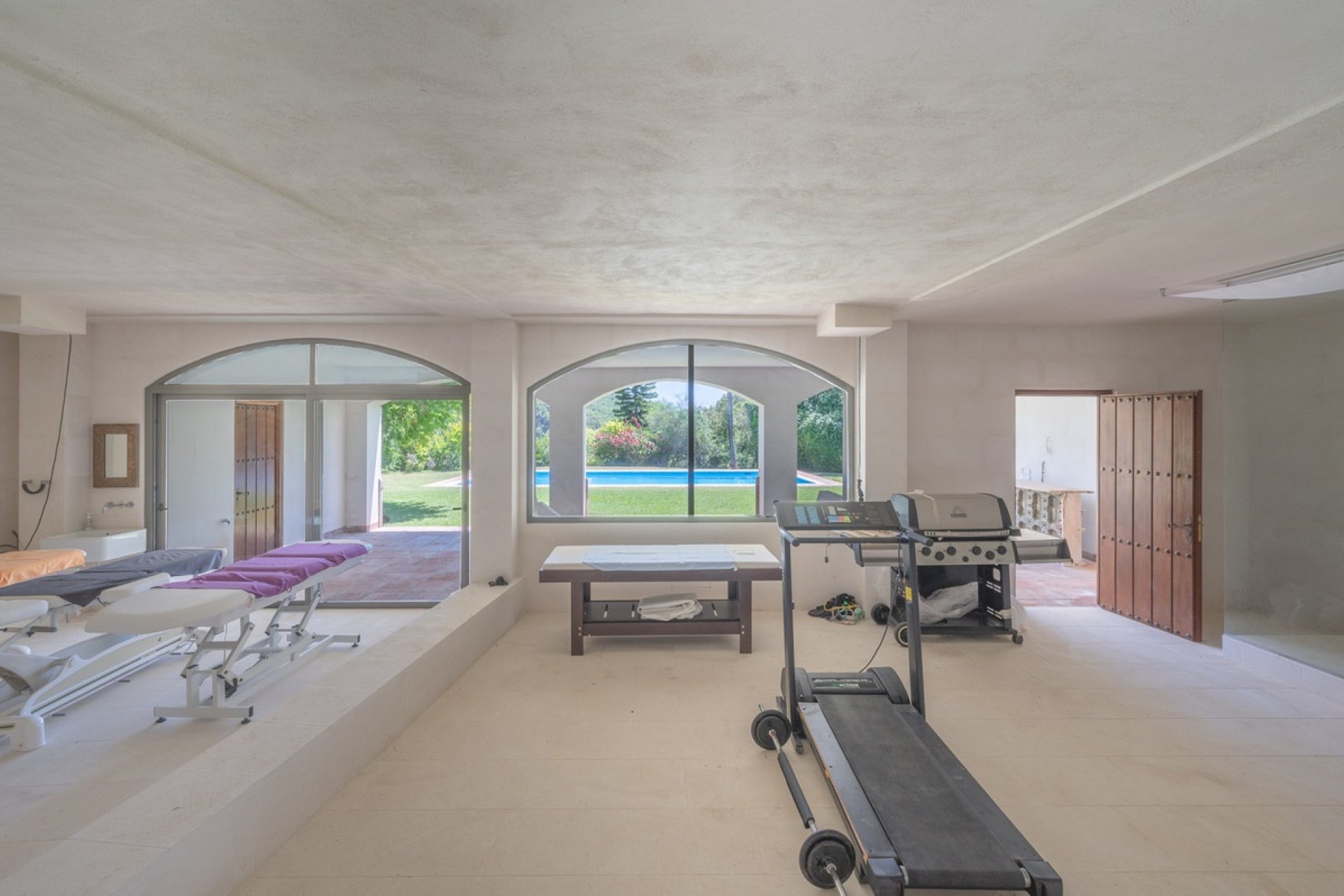 Resale - Villa - Estepona - Estepona Centro