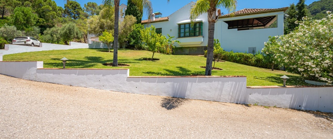 Resale - Villa - Estepona - Estepona Centro