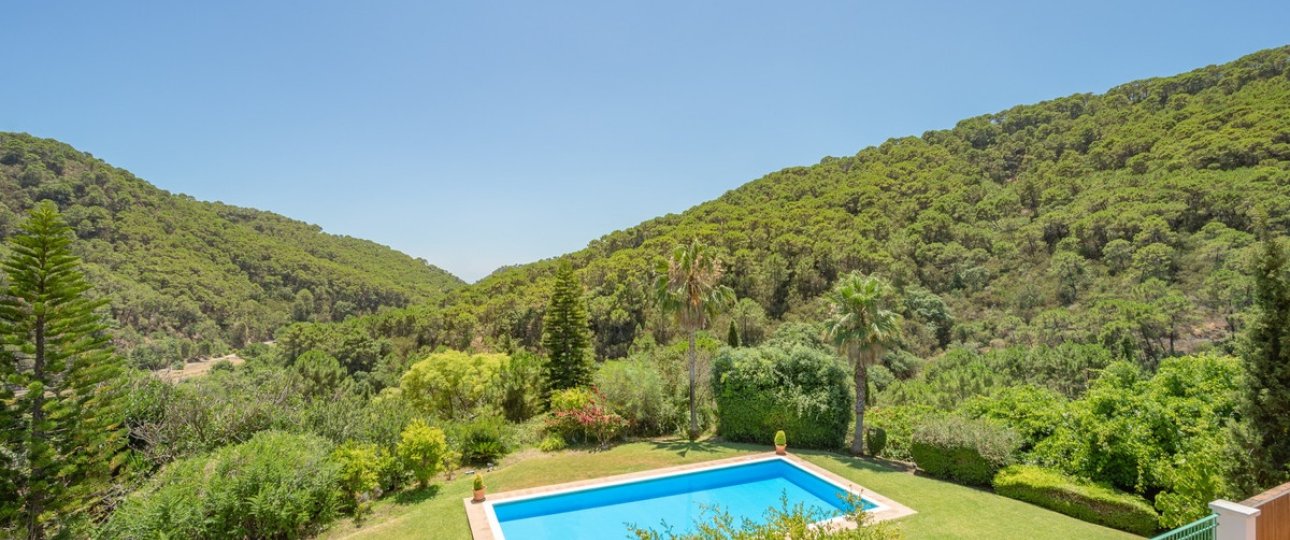 Resale - Villa - Estepona - Estepona Centro